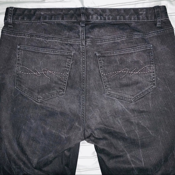 EUC Lot of 3 Jeans - Picture 8 of 11